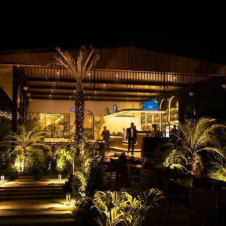Vintclub Resort Lucknow Eksteriør billede