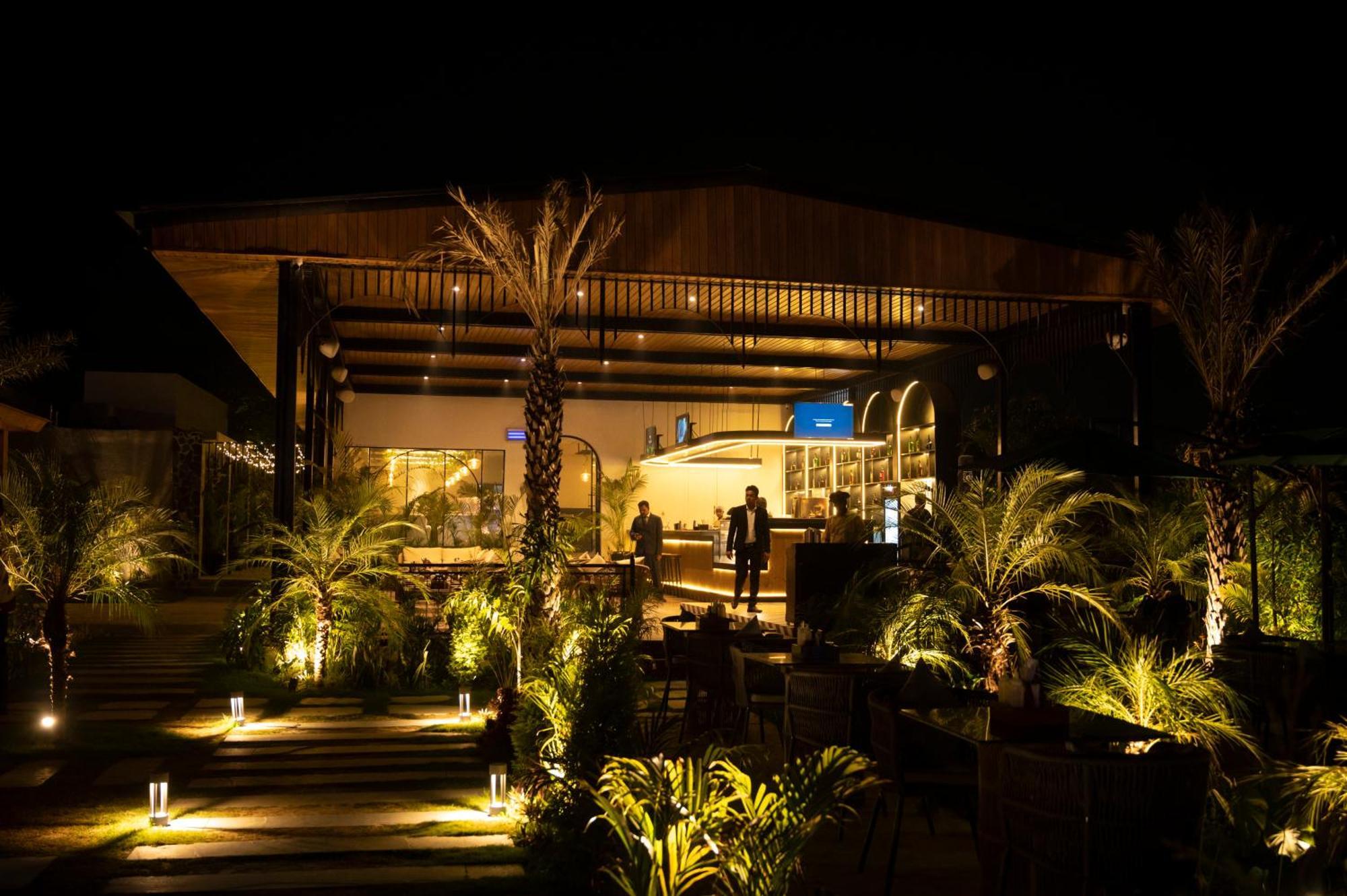 Vintclub Resort Lucknow Eksteriør billede