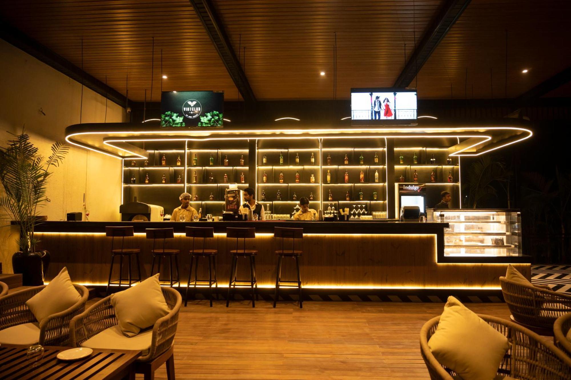 Vintclub Resort Lucknow Eksteriør billede
