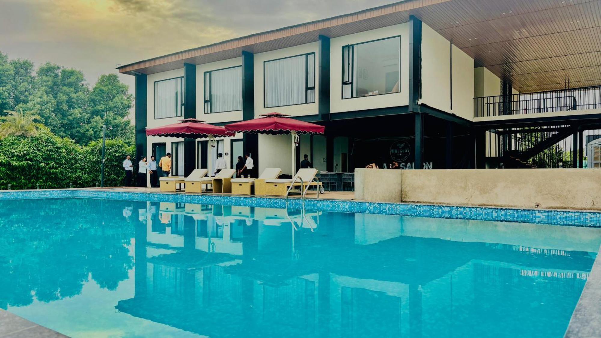 Vintclub Resort Lucknow Eksteriør billede